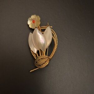 Elegant Gold and Cream Floral Brooch